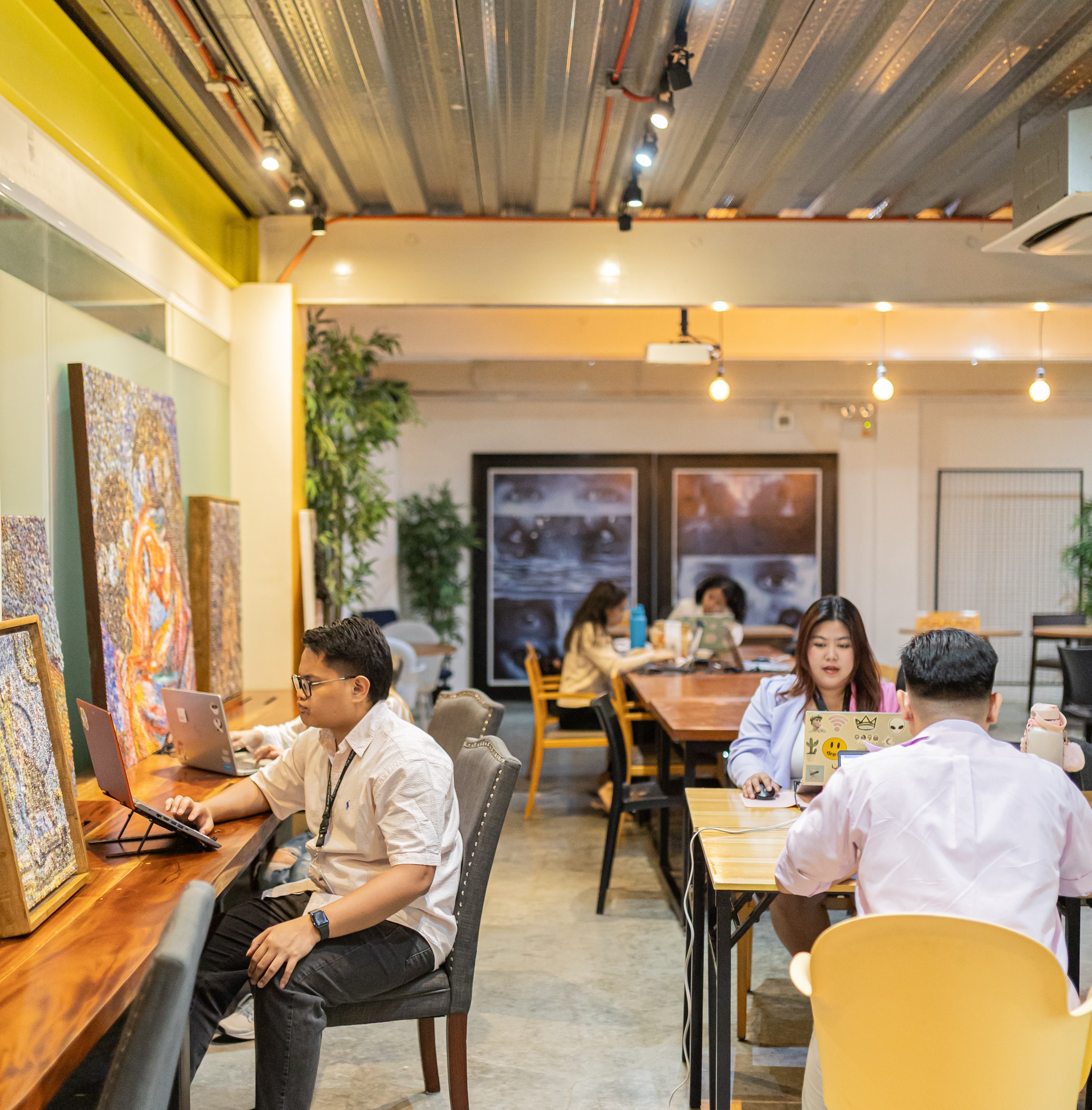 24/7 Coworking space in Cebu, Philippines