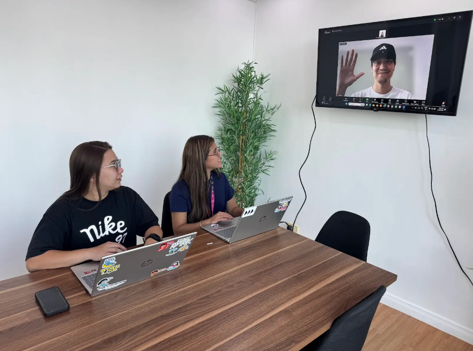 Remote team collaboration between foreign company and Philippine contractors
