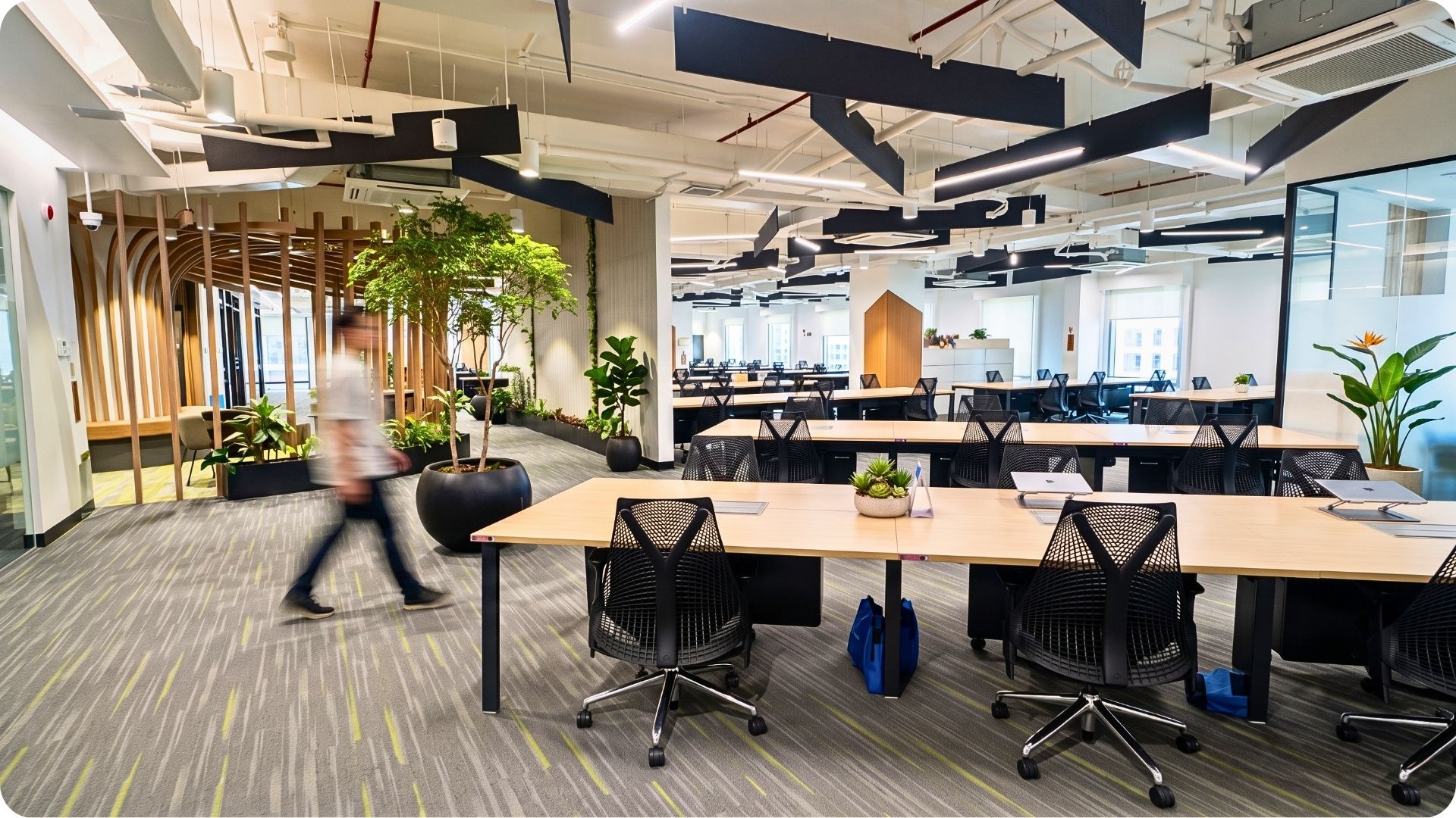 Office space for rent in BGC, Zero-Ten Park interior